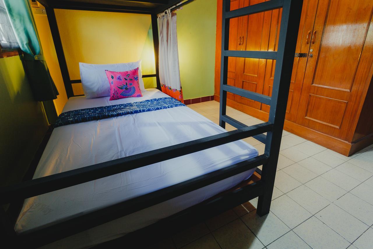 The Aree Hat Yai Hostel Екстер'єр фото