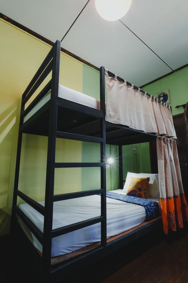 The Aree Hat Yai Hostel Екстер'єр фото