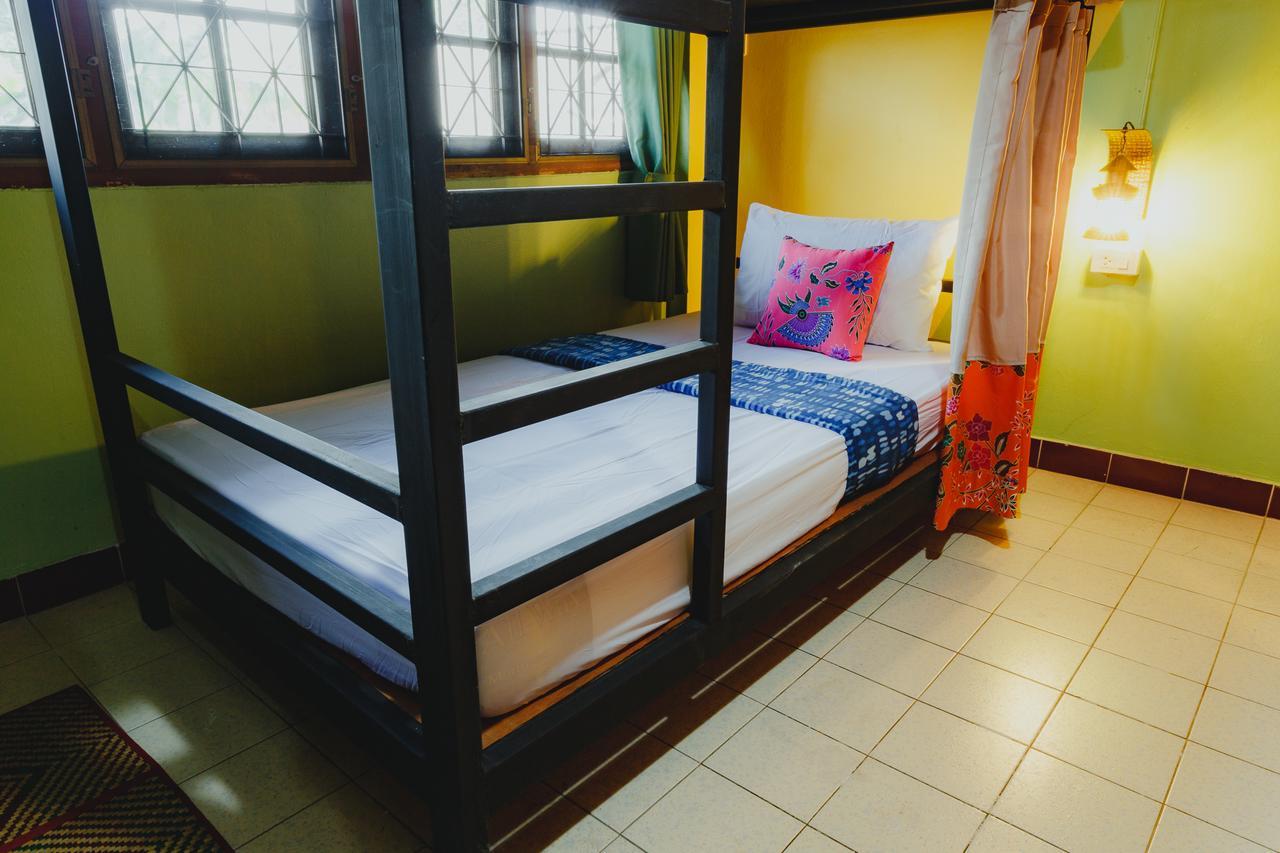 The Aree Hat Yai Hostel Екстер'єр фото